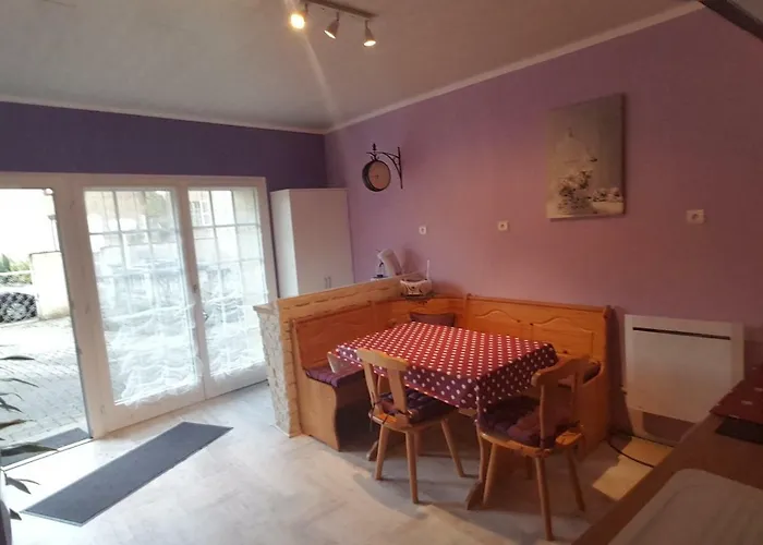 La Belle Endormie - A * Fenetrange